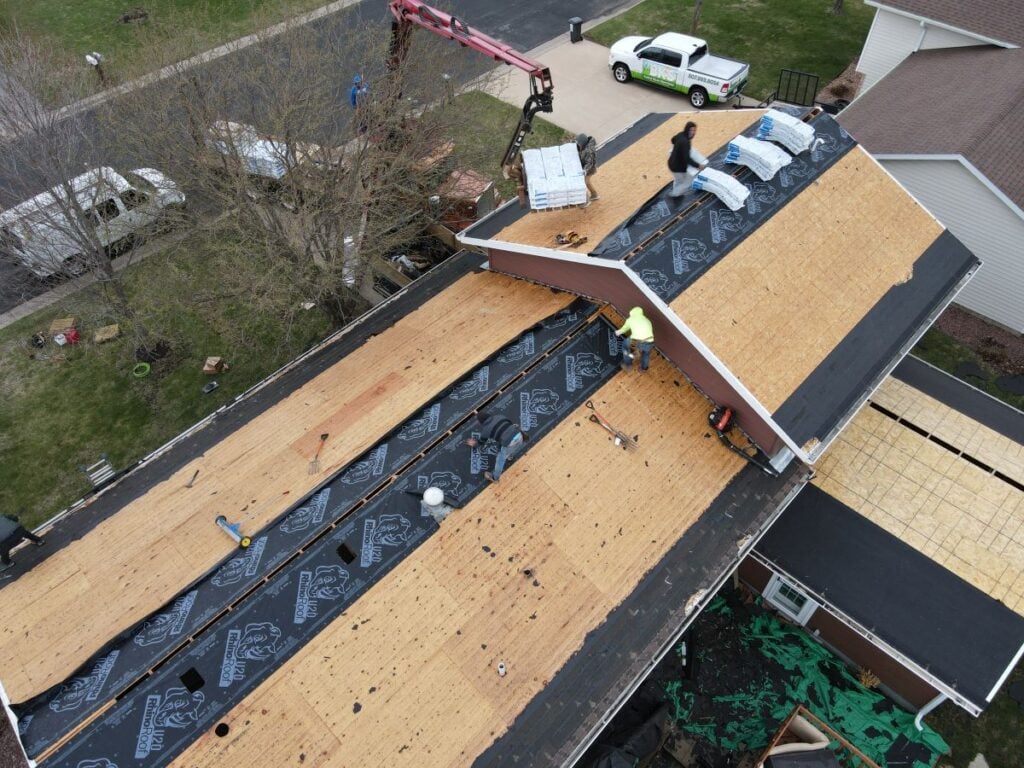 Puetz team replacing a roof